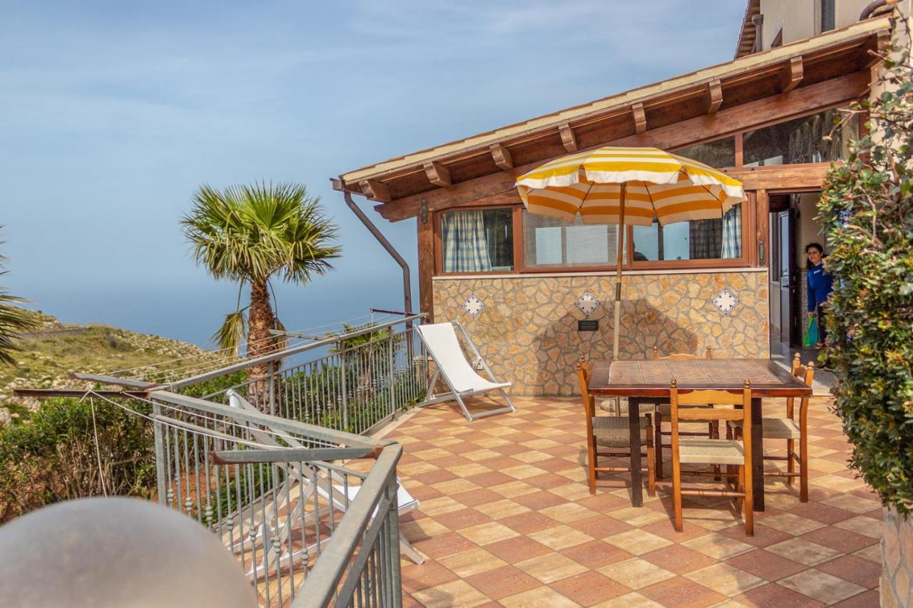 Villa Azzurra Con Vista Sul Mare サン・ヴィート・ロ・カーポ エクステリア 写真